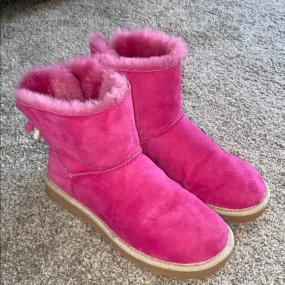 UGG Shoes - UGGS